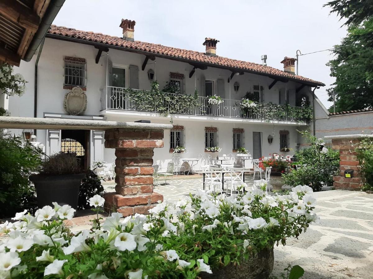 Antica Villa Cuneo- Guest House - "B&B E Non Un Hotel A Cuneo" Exterior foto